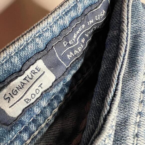 Miss Me Signature Bootcut Jeans Women’s (28x32) Medium Wash Flap Pockets y2k 00s - Picture 12 of 15